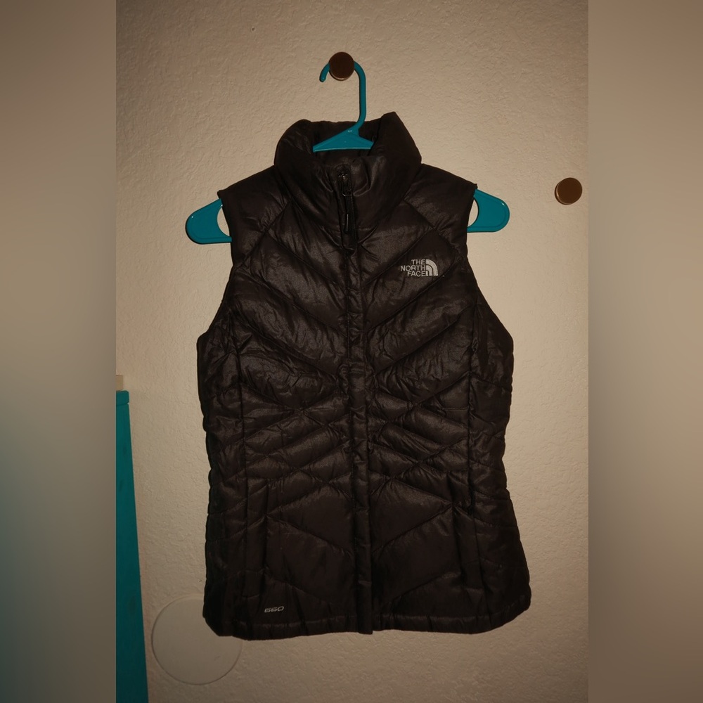 The North Face black puffer vest #outdoor